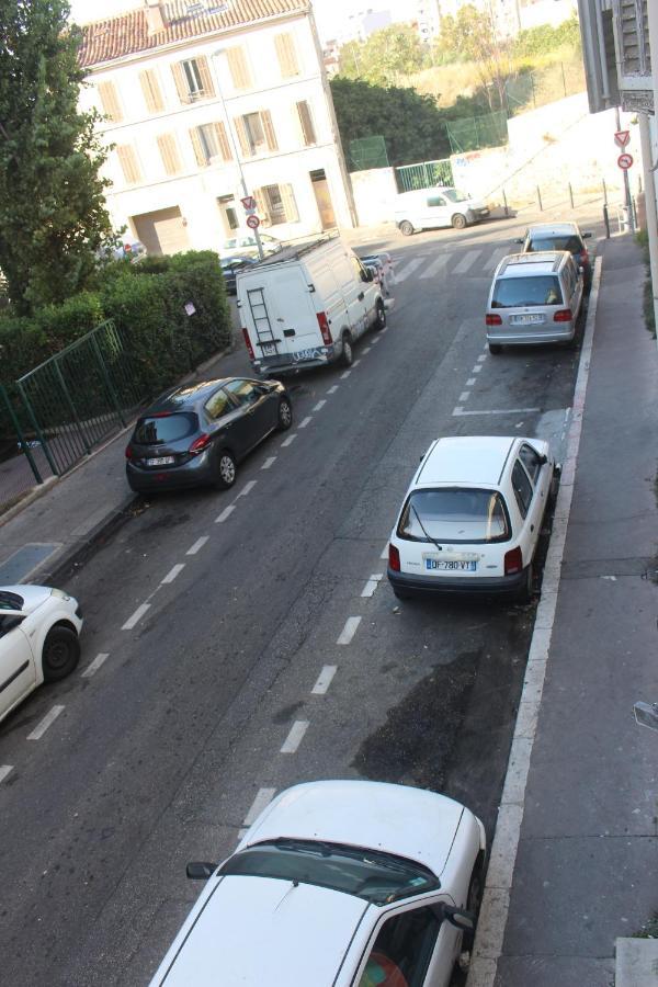 Boulevard Boues Marseille Luaran gambar